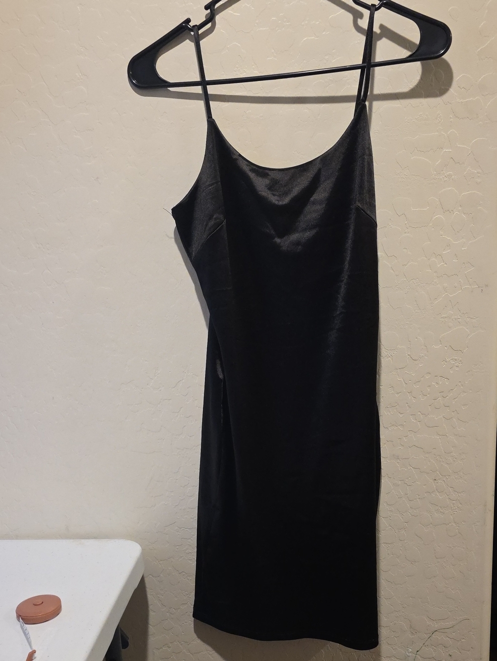 Women's Black Midi Slip Dress - Sleek Spaghetti Strap Style